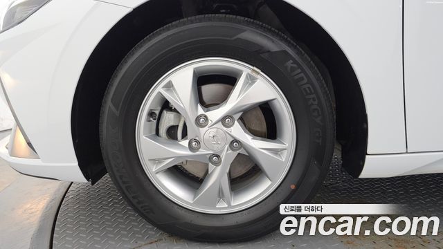 Hyundai Avante 2022
