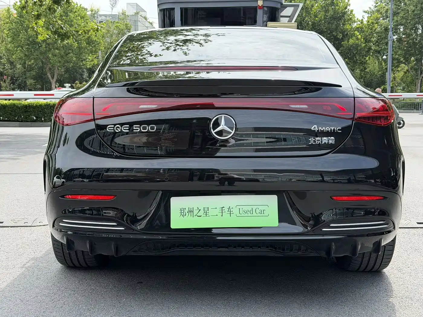 Mercedes-Benz EQE 2025