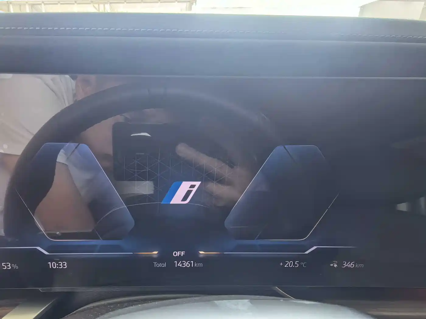 BMW i7 2025