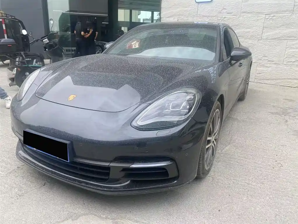 Porsche Panamera 2020
