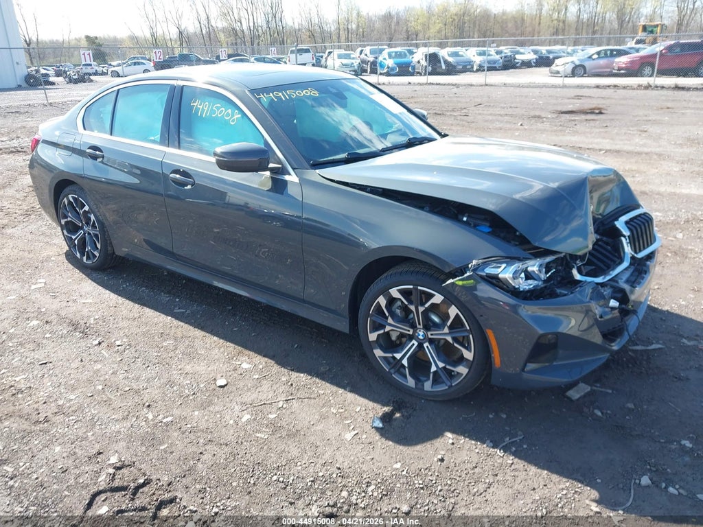 BMW 330 2026