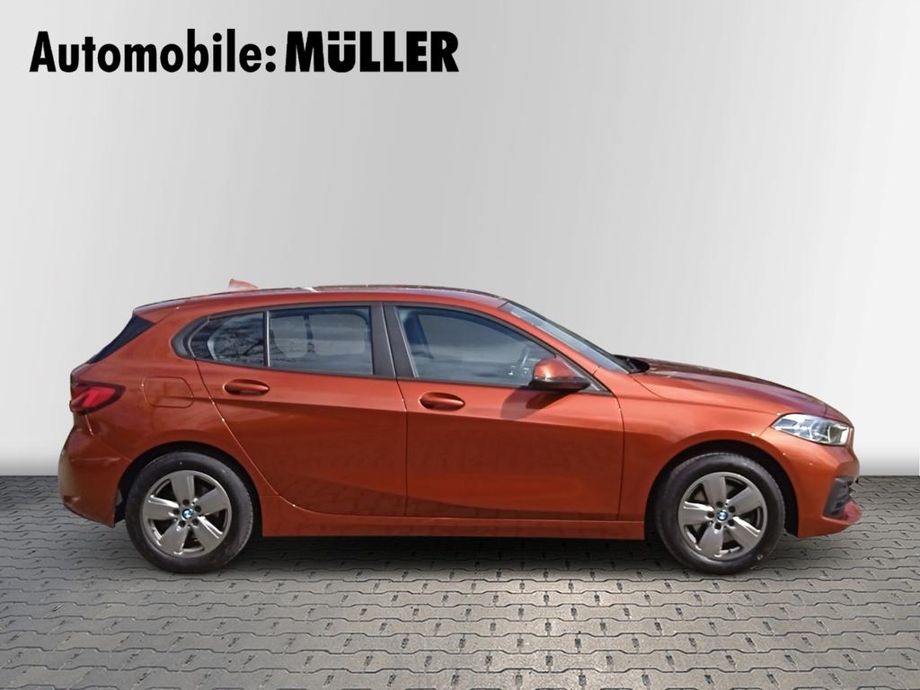 BMW 118 2022
