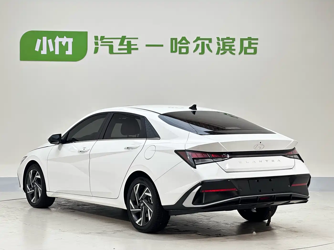 Hyundai Elantra 2023