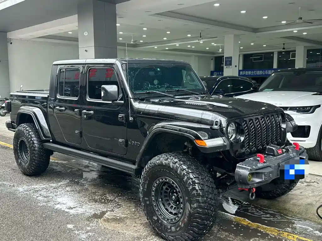 Jeep Gladiator 2023