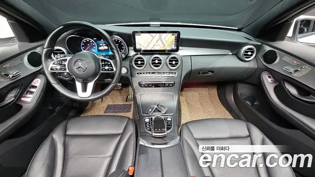 Mercedes-Benz C-Класс 2021