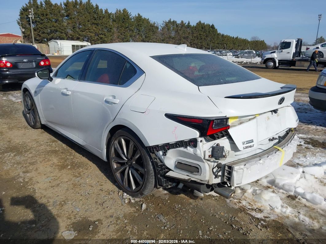 Lexus IS 2021