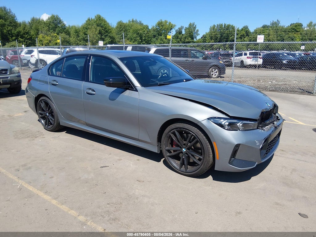 BMW 330 2023
