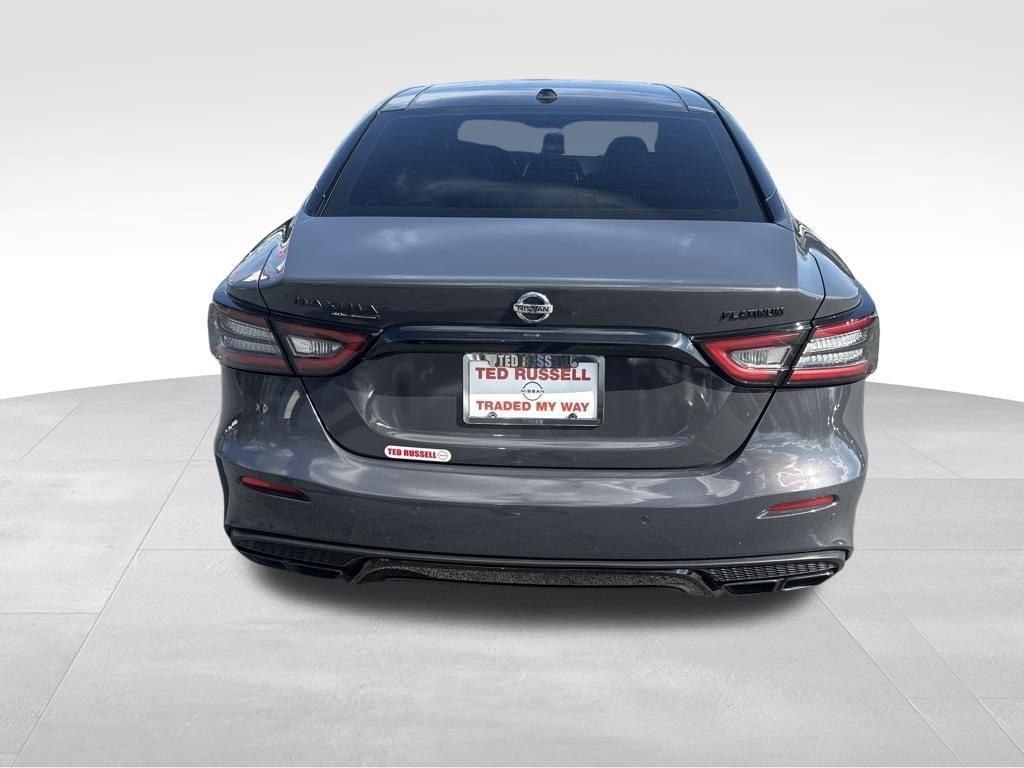 Nissan Maxima 2021