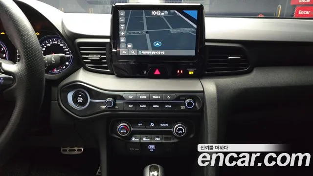 Hyundai Veloster 2021