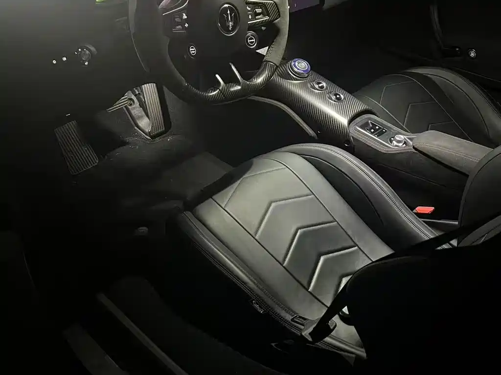 Maserati MC20 2023