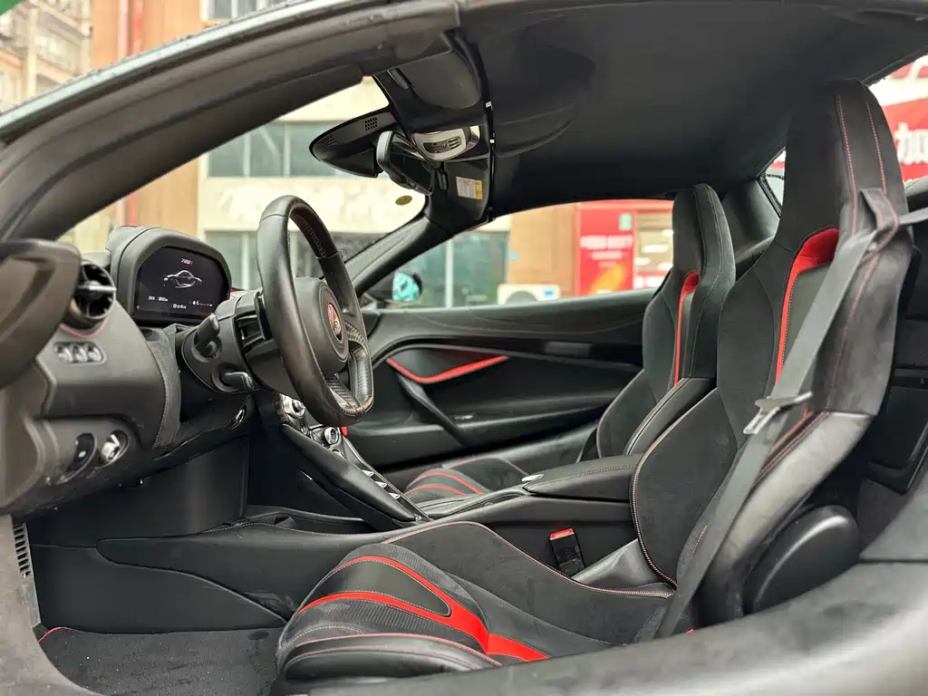 McLaren 720S 2020