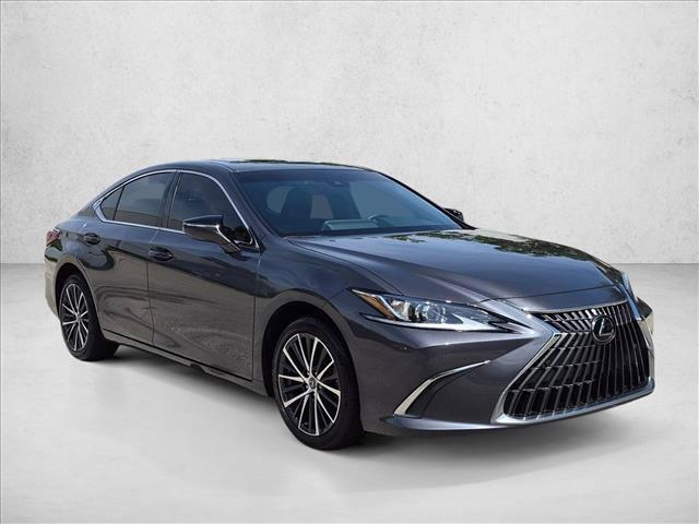 Lexus ES 2024