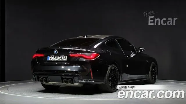 BMW M4 2023