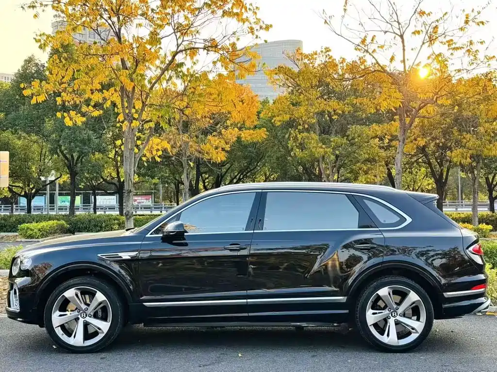 Bentley Bentayga 2023