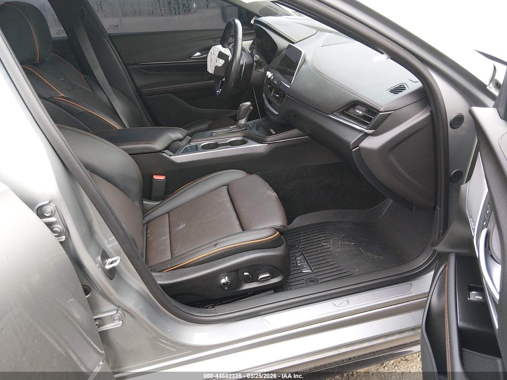 Cadillac CT4 2023