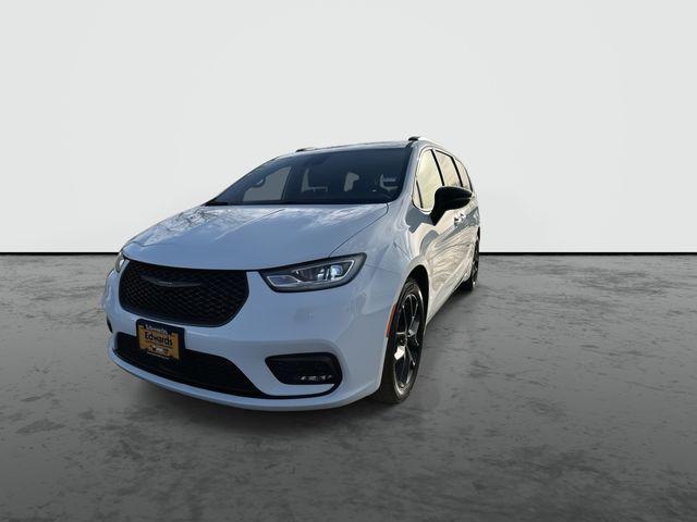 Chrysler Pacifica 2025