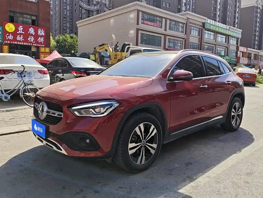 Mercedes-Benz GLA 2023