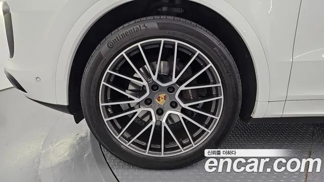 Porsche Cayenne 2023