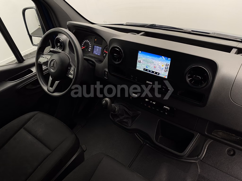 Mercedes-Benz SPRINTER 2022