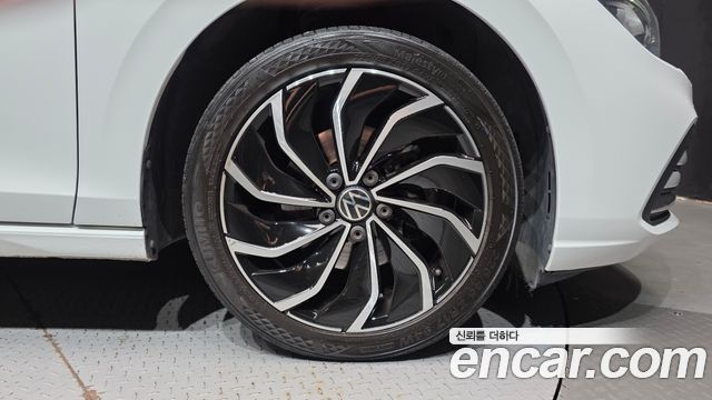 Volkswagen Golf 2022