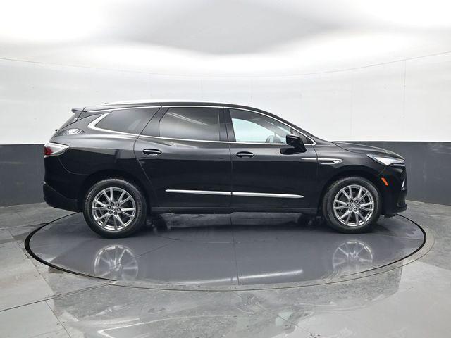 Buick Enclave 2023