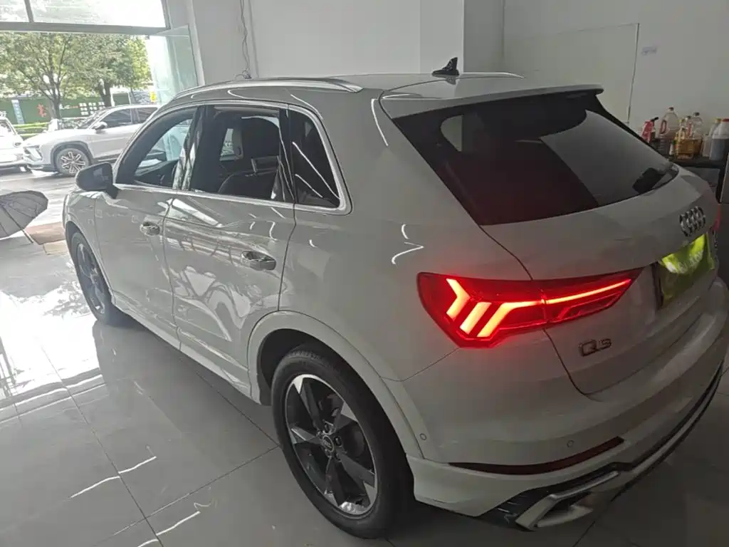 Audi Q3 2023