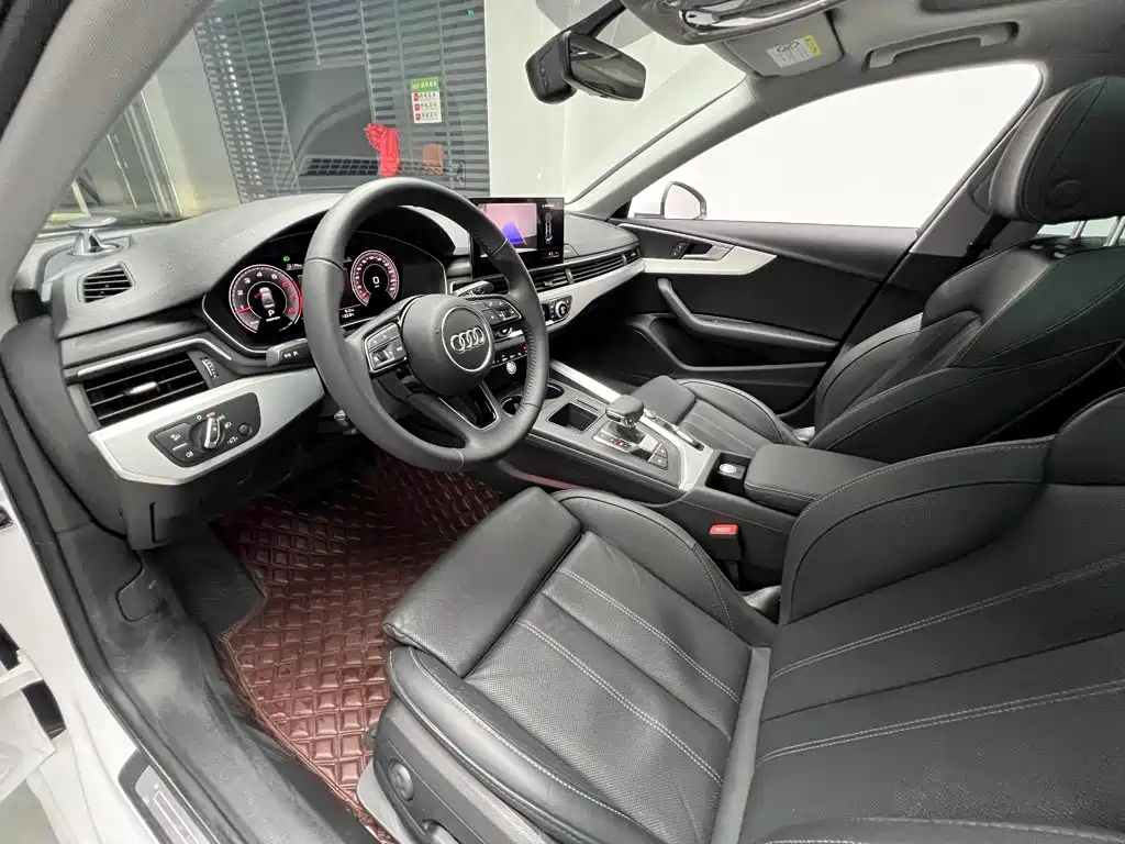 Audi A4 2022