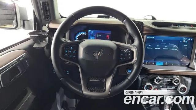 Ford Bronco 2022