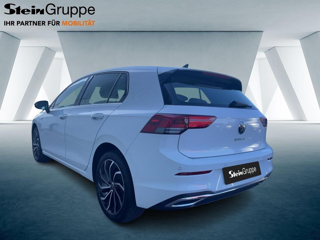 Volkswagen Golf 2024