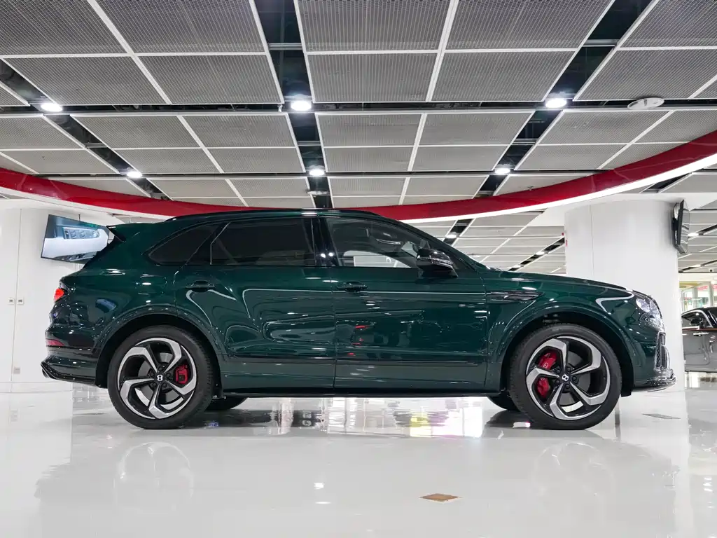 Bentley Bentayga 2024