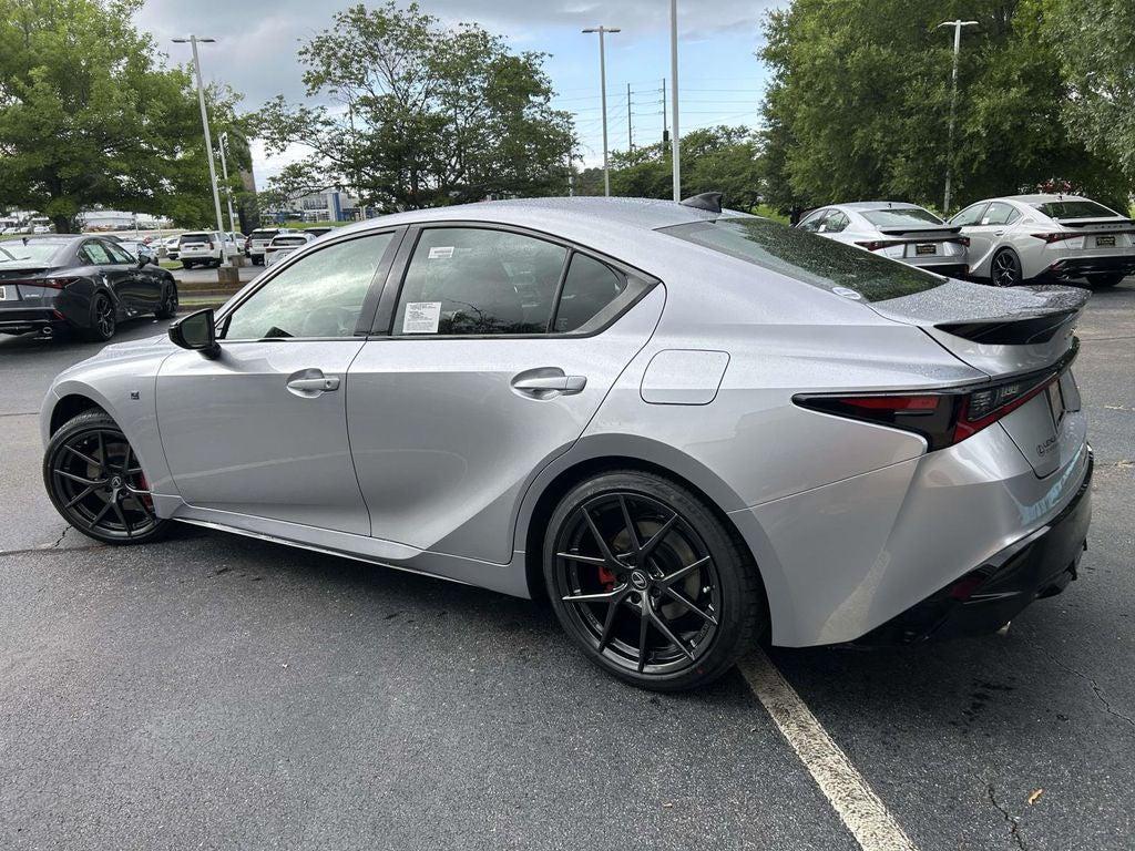 Lexus IS 2026
