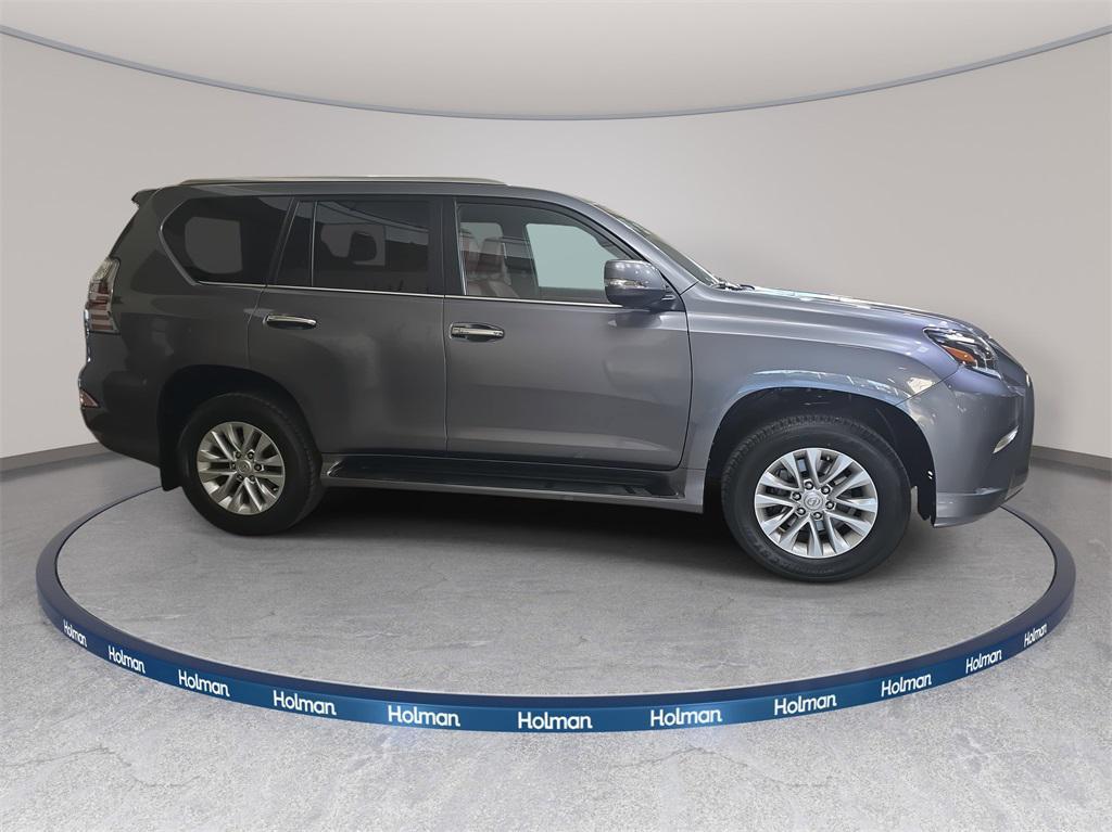 Lexus GX 2022