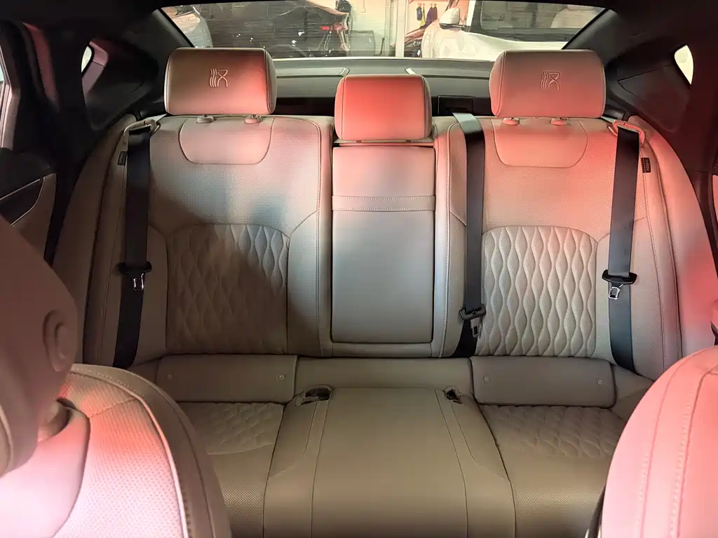 BYD Han 2025