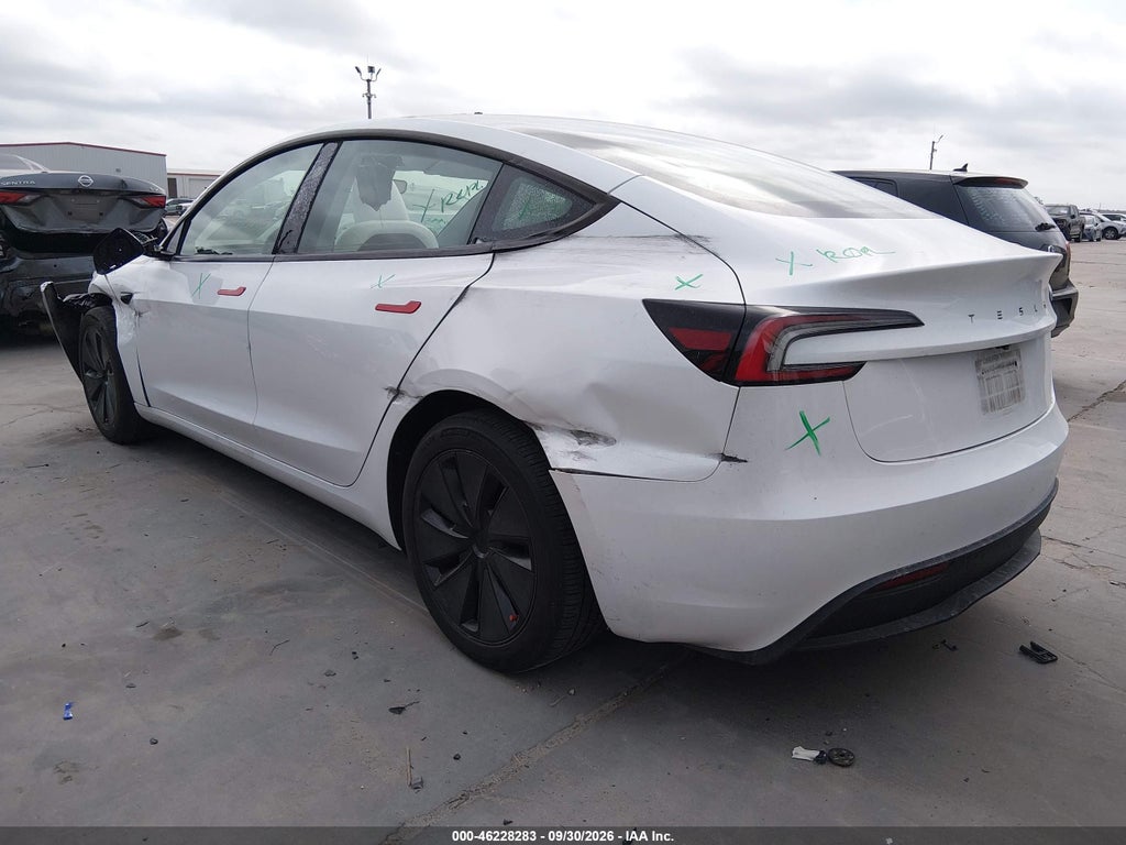 Tesla Model 3 2025