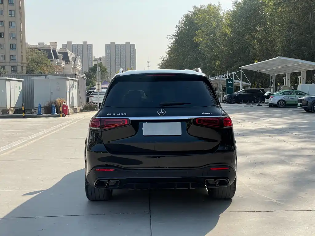 Mercedes-Benz GLS 2024