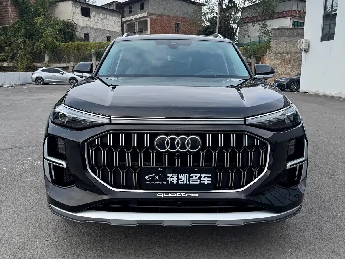 Audi Q6 2025