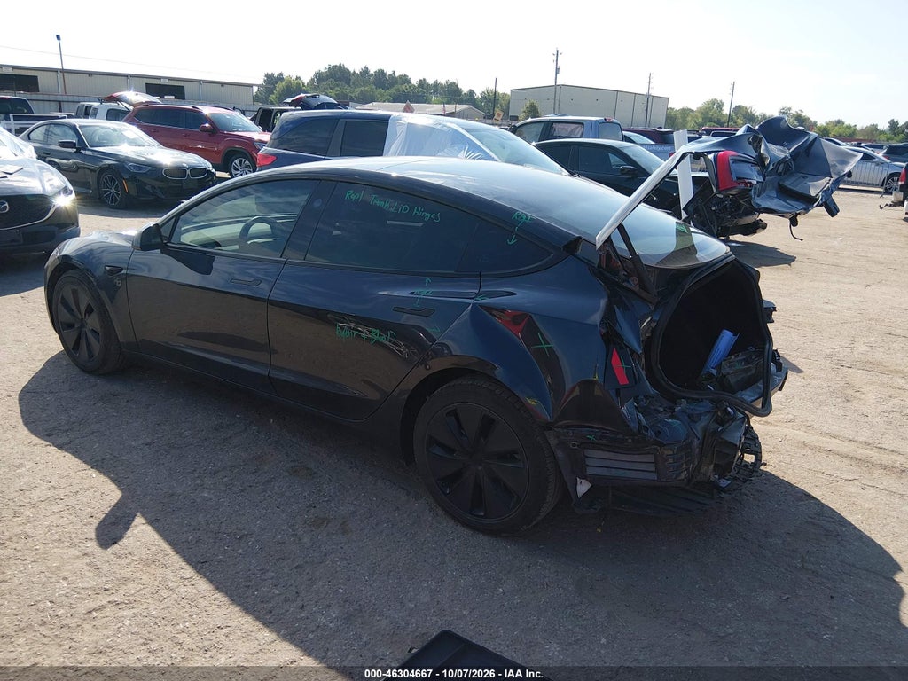 Tesla Model 3 2024