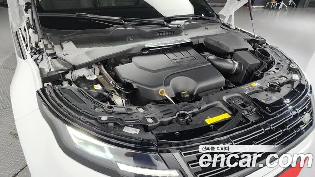 Land Rover Range Rover Evoque 2024