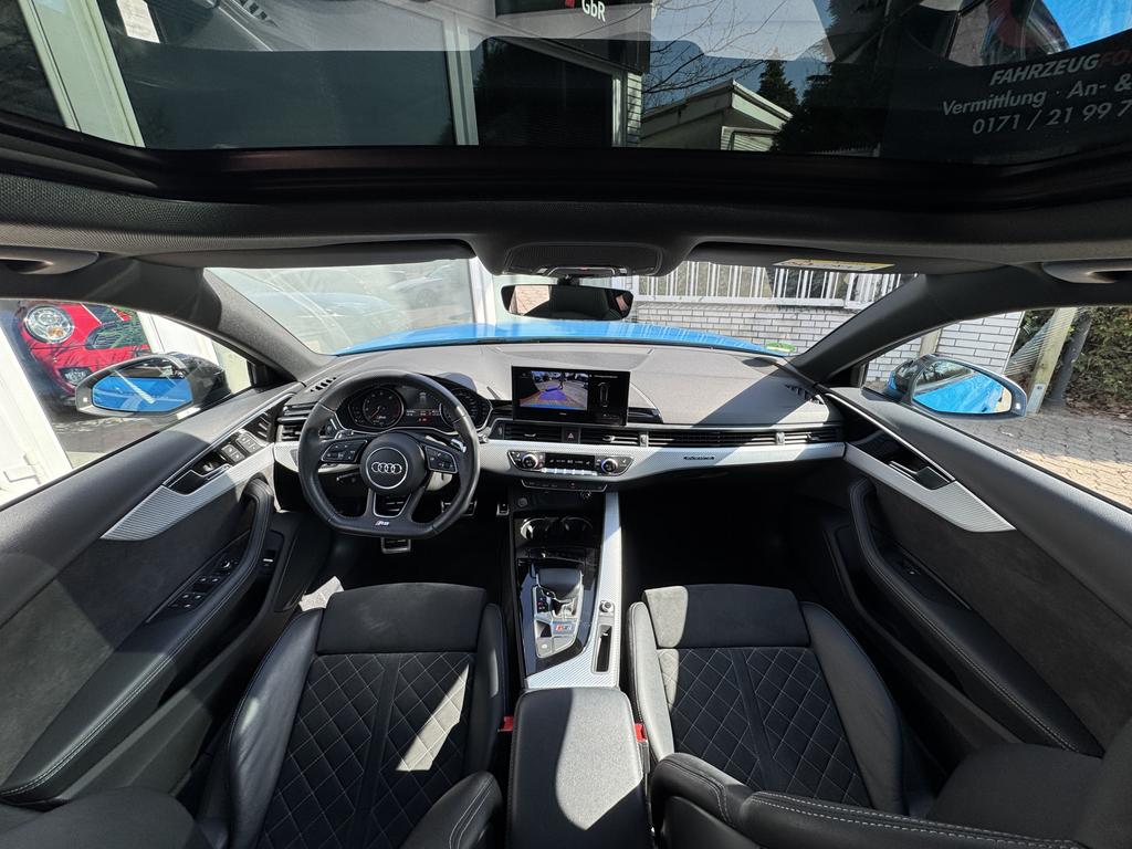 Audi RS4 2020