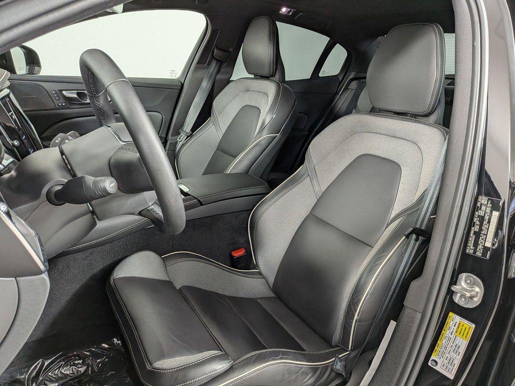 Volvo S60 2022