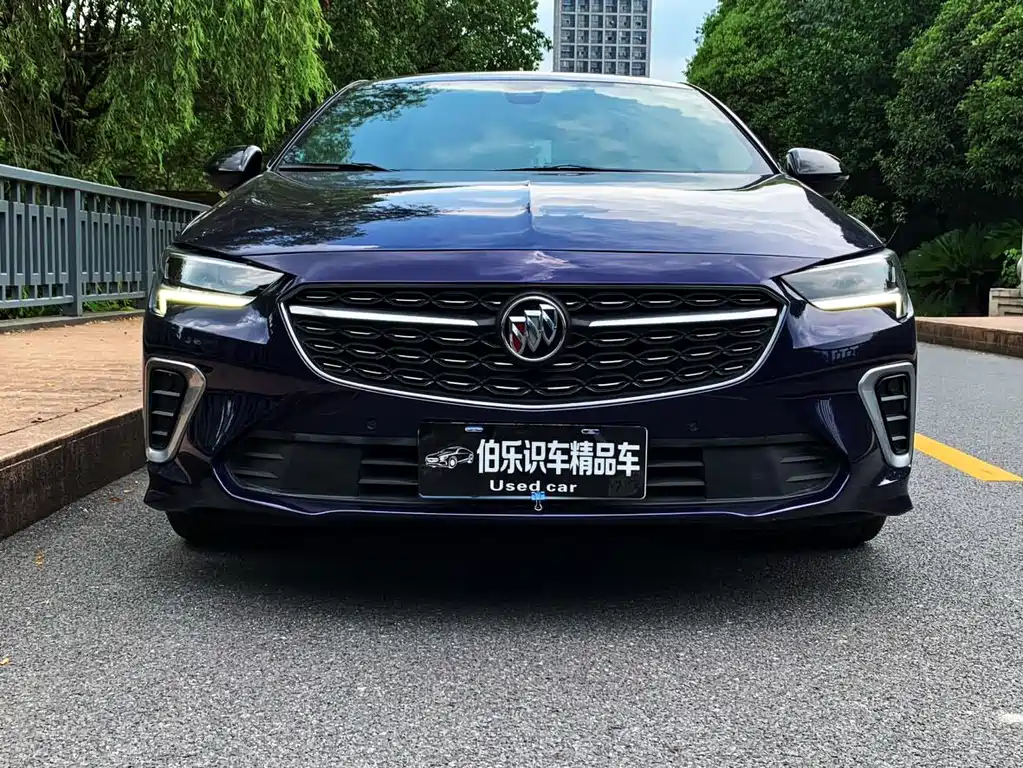 Buick Regal 2021