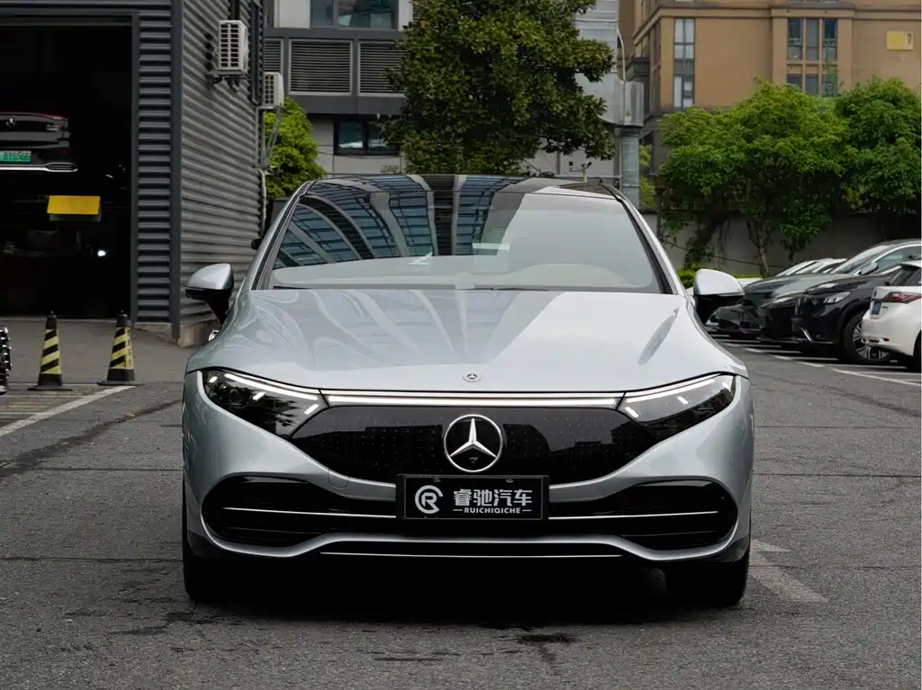 Mercedes-Benz EQS 2024
