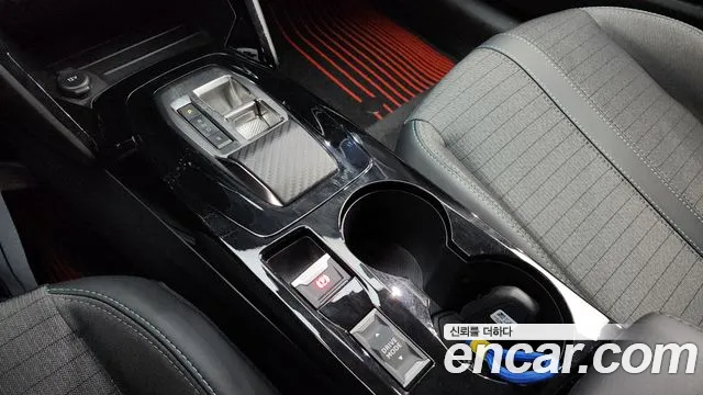 Peugeot 208 2022