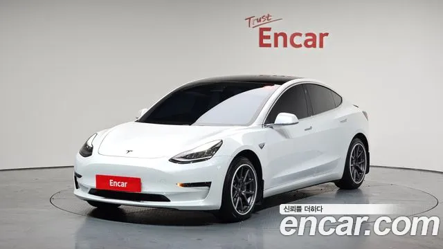 Tesla Model 3 2020