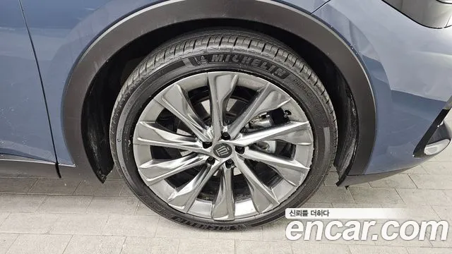 Toyota Crown 2025