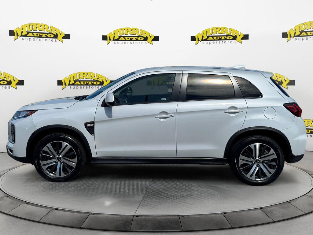 Mitsubishi Outlander Sport 2024