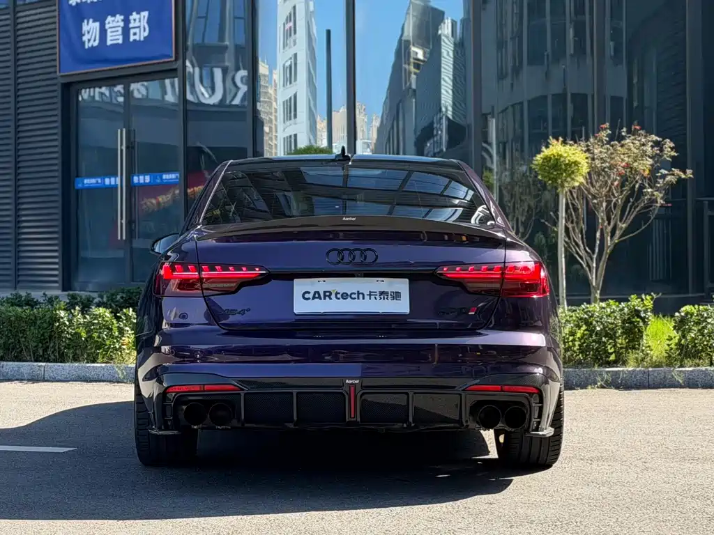Audi A4 2021