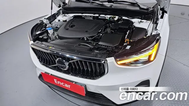 Volvo XC40 2024