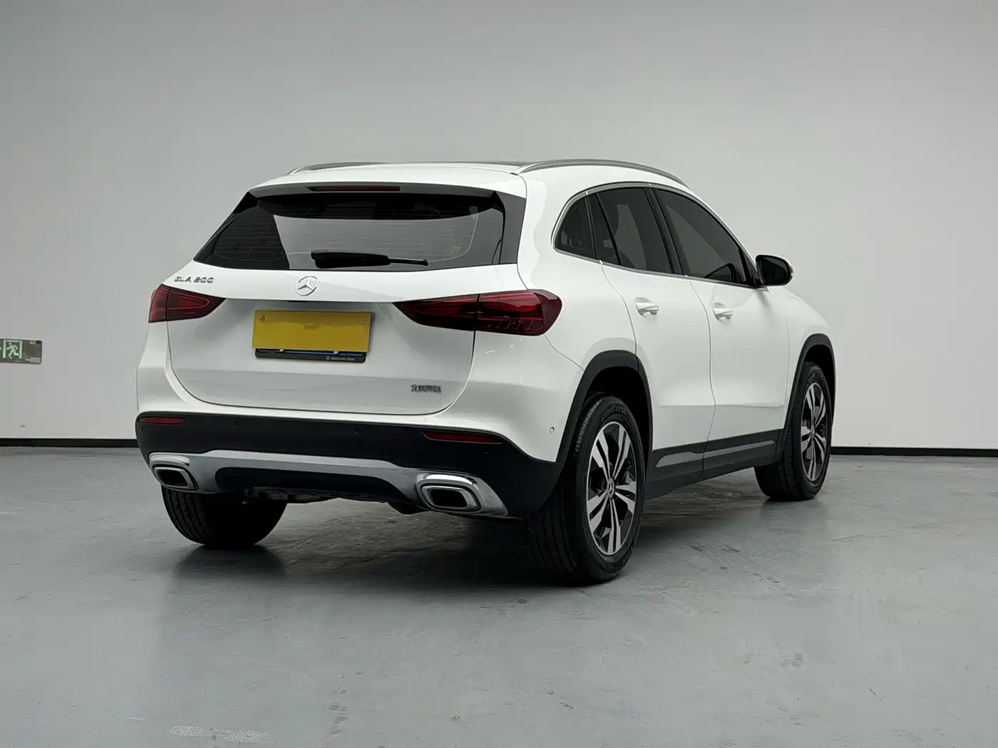 Mercedes-Benz GLA 2024