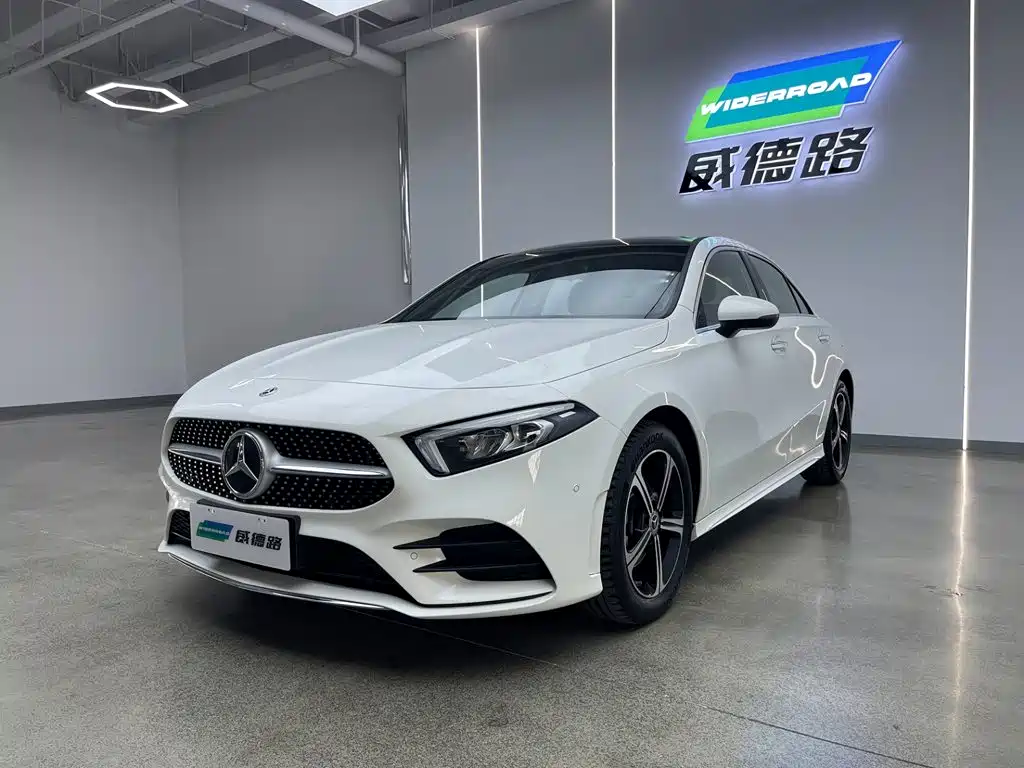 Mercedes-Benz A-Класс 2022